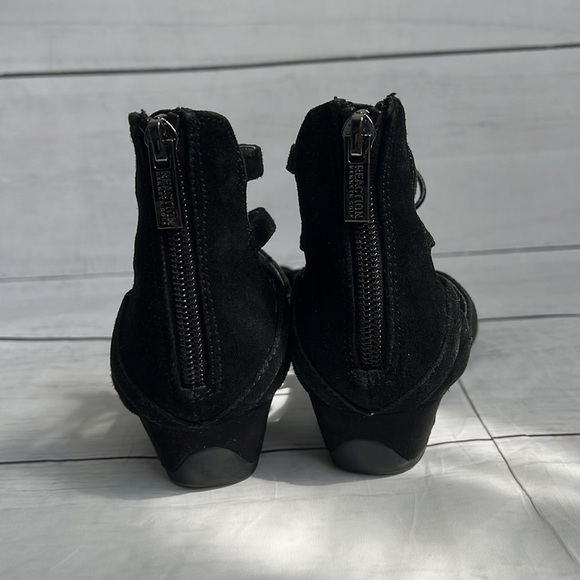 Reaction Kenneth Cole Black Heel With String Suede US 6.5 Med - Picture 3 of 10